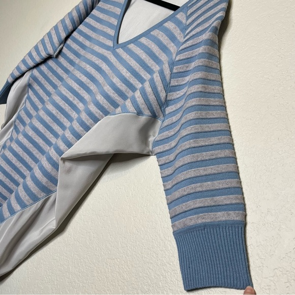 St. John Blue & Gray Striped Women's Silk Wool Sweater Oversized Size Small - Picture 5 of 14